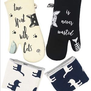 4Pcs Oven Mitts & Kitchen Cotton Towels